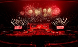 Đại nhạc hội kết hợp pháo hoa hoành tráng chưa từng có mừng thành công Đại hội Đảng lần thứ XIV