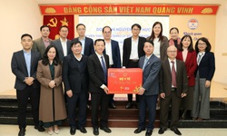 Thứ trưởng Nguyễn Tri Thức thăm, làm việc và chúc Tết Viện Kiểm nghiệm thuốc Trung ương