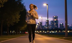 Chạy bộ buổi sáng hay buổi tối giúp giảm cân nhanh hơn?