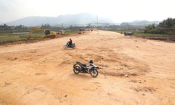 Hàng trăm hộ dân Nghệ An hiến đất mở đường