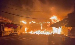 TPHCM: Hỗ trợ, động viên các gia đình bị cháy ở chợ Nhị Thiên Đường