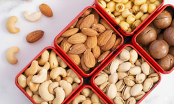 Điều gì xảy ra với cơ thể khi bạn ăn một nắm các loại hạt mỗi ngày?