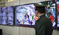 Hà Nội: Camera của Công an phường 'soi' rõ vi phạm trật tự đô thị