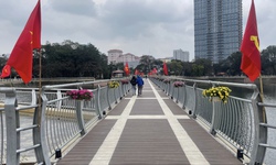 Cận cảnh diện mạo mới của Công viên Nghĩa Đô, Hà Nội