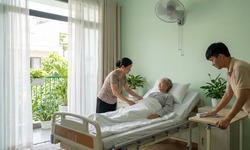 Tết dài ngày, chăm người bệnh nặng tại nhà cần lưu ý gì?