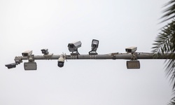 Không chấp hành nộp phạt vi phạm giao thông sẽ bị cưỡng chế khấu trừ lương, tài khoản