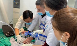 Cấp cứu kịp thời, chuyển tuyến an toàn ca sinh non 28 tuần nặng 900 gram