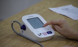Hướng dẫn đo huyết áp chuẩn y khoa tại nhà và những sai lầm cần tránh
