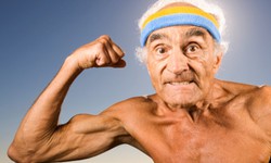 Phát hiện cơ chế mới khiến cơ bắp suy yếu khi tuổi cao