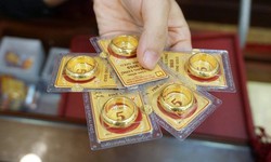 Chốt giá vàng hôm nay ngày 12/10 đồng loạt giảm mạnh