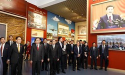 Chủ tịch Quốc hội Trần Thanh Mẫn thăm Bảo tàng Lịch sử Đảng Cộng sản Trung Quốc