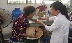 Nghiên cứu quốc tế cảnh báo nguy cơ nhiễm giun móc ở người trưởng thành