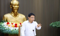 Phó Thủ tướng: Giảm lãi suất cho vay 1,5-2%, xử lý nghiêm ngân hàng không chấp hành
