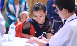 Tăng phụ cấp đặc thù, nhân viên y tế dự phòng yên tâm công tác