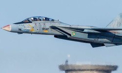 Chiến đấu cơ F-14 và F-5 Iran liên tục xuất kích khi F-35 Israel áp sát