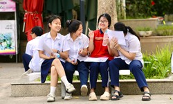 Thi vào lớp 10 chỉ còn Toán và Ngữ văn?