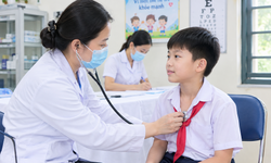 Khám sức khỏe định kỳ mang lại lợi ích gì cho học sinh?