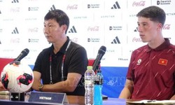 FIFA ASEAN Cup 2026: HLV Kim Sang Sik đặt quyết tâm cao trước trận tranh hạng ba
