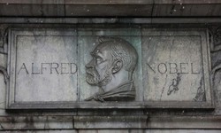 Quy trình phía sau những cái tên đoạt giải Nobel