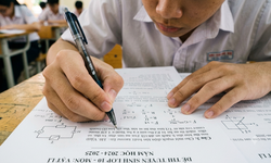Làm thế nào để vượt qua áp lực mùa kiểm tra, thi cử?