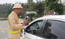 Ngày Tết vẫn xử lý nghiêm nồng độ cồn, không có ngoại lệ