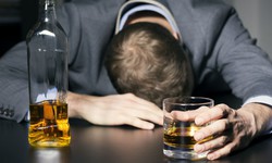 Uống gì để thoát khỏi cơn đau đầu, mệt mỏi sau khi say?