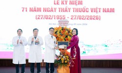 Phó Chủ tịch Quốc hội thăm, chúc mừng Viện Huyết học - Truyền máu Trung ương và Bệnh viện E