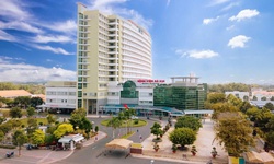 TPHCM: Gần 50 người nghi ngộ độc sau tiệc tất niên