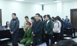 'Bà trùm' buôn lậu 546kg vàng về Việt Nam lĩnh án 10 năm tù