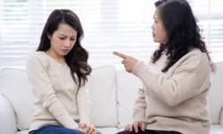 Lăng mạ, xúc phạm con dâu, mẹ chồng có thể bị xử lý hình sự