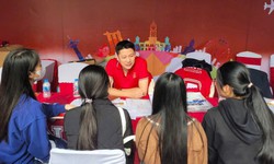 Sĩ tử loay hoay chọn ngành học giữa đam mê và thực tế