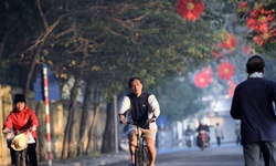 Miền Bắc nắng mạnh về trưa chiều, Nam Bộ nắng nóng