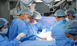 Chuyến bay xuyên đêm - Hành trình hồi sinh những nhịp đập