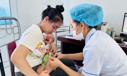 Thực hiện Nghị quyết Đại hội XIV: Tổ chức lại hệ thống y tế cơ sở, y tế dự phòng để phục vụ người dân tốt hơn