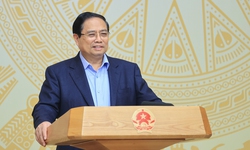 Thủ tướng yêu cầu ngăn chặn, vô hiệu hóa tội phạm mạng từ sớm, từ xa