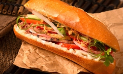 Bộ Y tế vào cuộc vụ nghi ngộ độc thực phẩm sau ăn bánh mì tại TP. Hồ Chí Minh