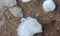 Mưa đá, dông lốc liên tiếp ở các tỉnh miền Bắc có bất thường?