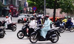 Miền Bắc, miền Trung nắng nóng gay gắt 2 ngày tới