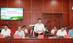 Tăng cường năng lực y tế cơ sở, thúc đẩy chuyển đổi số phục vụ người dân