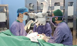 Vi phẫu tái lập tuần hoàn bàn tay gần đứt rời do tai nạn lao động