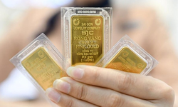 Chốt giá vàng hôm nay ngày 7/3 đảo chiều tăng cực mạnh