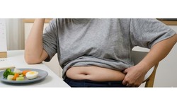 Vì sao phụ nữ sau 40 tuổi ăn ít vẫn tăng mỡ bụng?