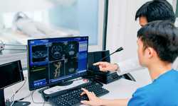 3 lớp đọc chéo và ‘tấm lưới an toàn’ cho người đi tầm soát