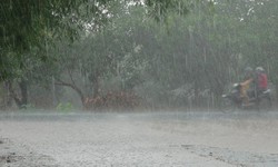 Cảnh báo dông lốc, mưa đá khi miền Bắc đón không khí lạnh những ngày tới