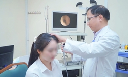Ù tai kéo dài, người phụ nữ được phát hiện u cuộn nhĩ hiếm gặp