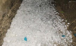 4 người bị thương, hàng trăm nhà bị hỏng do mưa đá to như cái chén ở Lào Cai