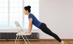 5 bài tập ngồi giúp giảm mỡ bụng, tăng cường sức mạnh cơ lõi