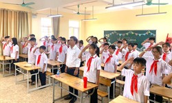 Quyền lợi của giáo viên dạy trẻ khuyết tật tại nhiều trường ở Hà Nội đang bị ‘bỏ quên’ ?