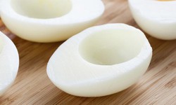 Chỉ ăn lòng trắng trứng gà để giảm béo - đúng hay sai?