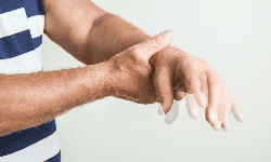Cách làm chậm tiến triển bệnh Parkinson không dùng thuốc